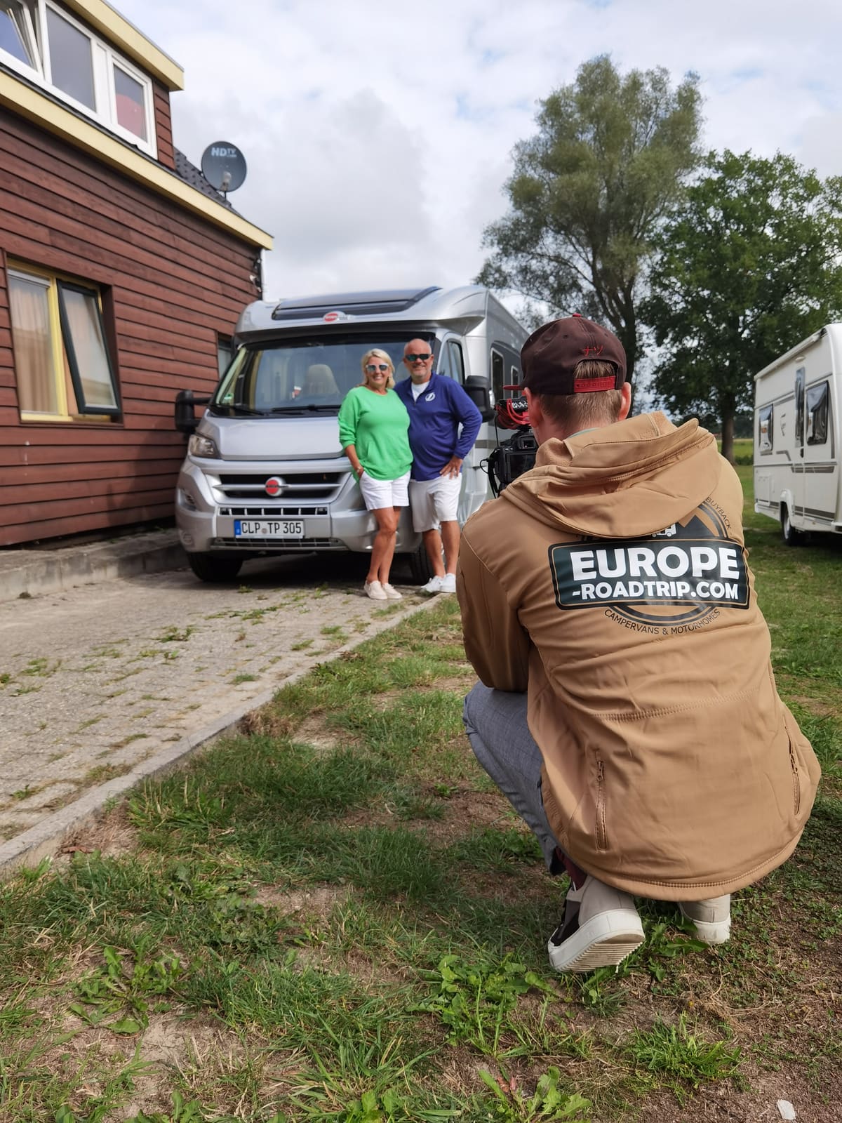 Travelers with their Guaranteed Buyback motorhome